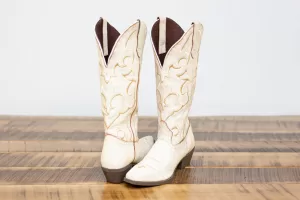 Western Clothing Store Chatham Kent Ontario (26 of 113)